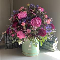 Spectacular Flowers For You Hatbox 