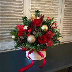 Medium Christmas Hatbox 